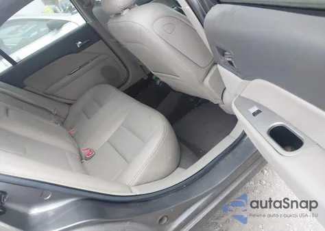 2010 Ford Fusion Hybrid from USA, damaged, VIN 3FADP0L38AR302985